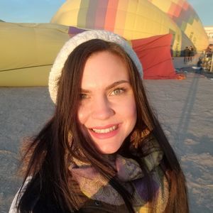 Meet your Posher, Angela